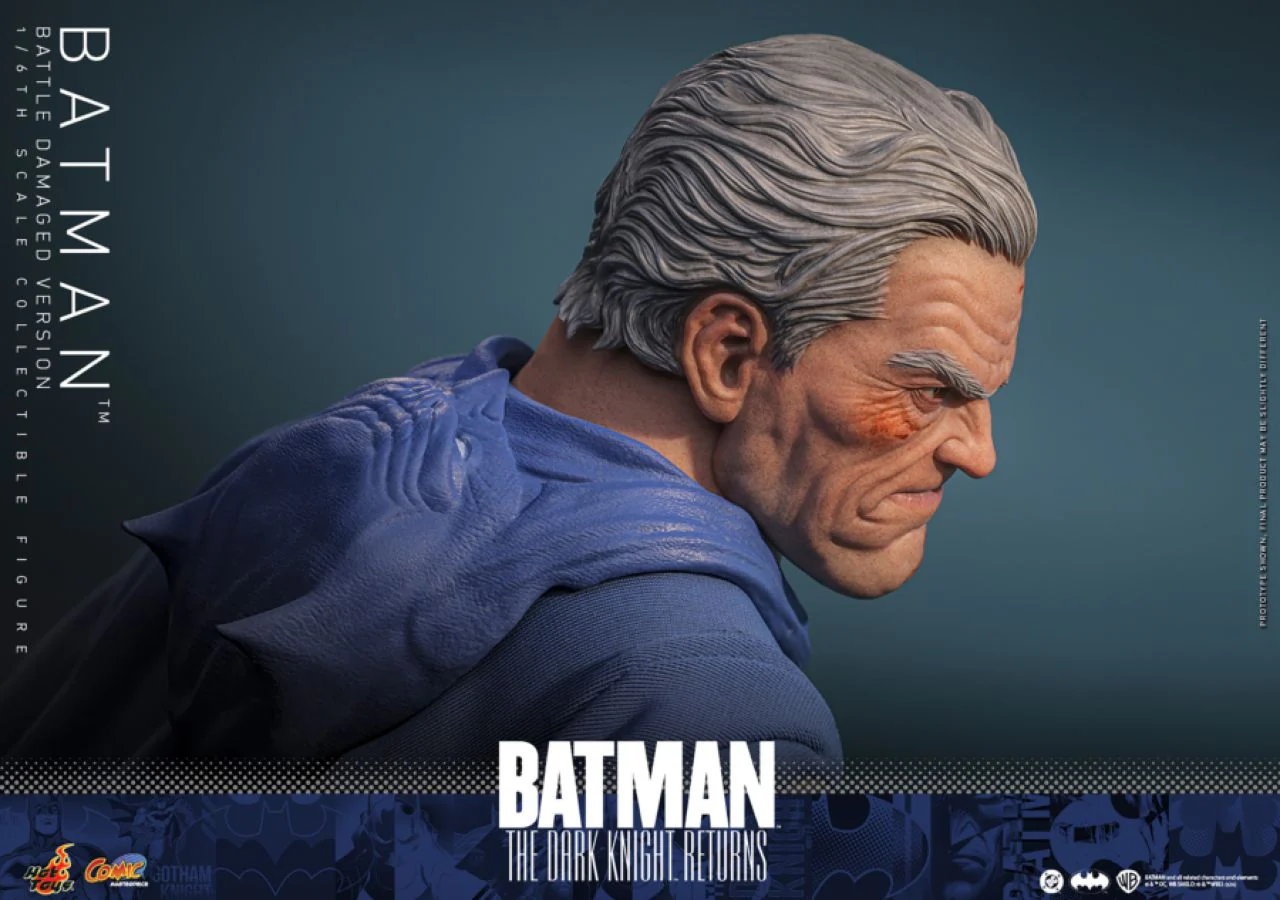 Batman: The Dark Knight Returns - Batman (Battle Damaged) 1:6 Scale Collectible Action Figure - Image 10