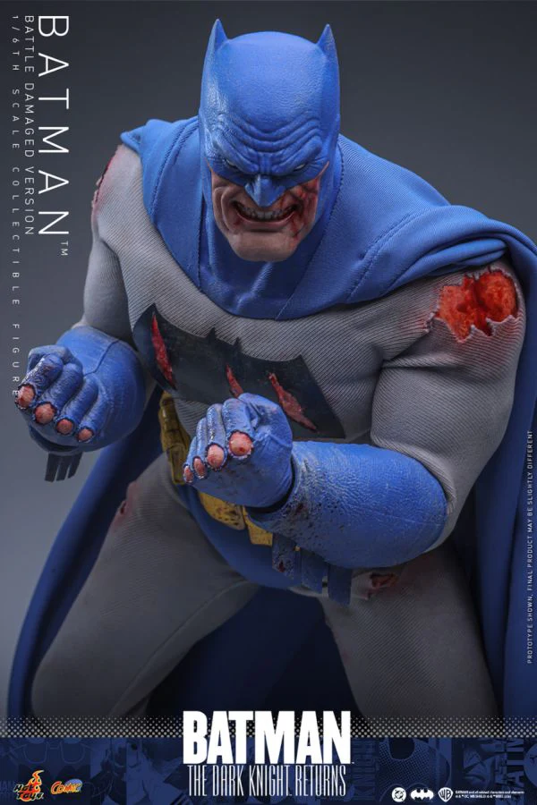 Batman: The Dark Knight Returns - Batman (Battle Damaged) 1:6 Scale Collectible Action Figure - Image 6
